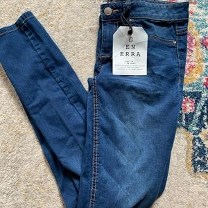 Blue skinny jeans